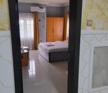 Obazu Hotel | International Royal Hotel