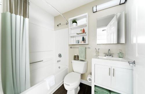 Harvey Hotel | InTown Suites Extended Stay Select New Orleans LA - Harvey