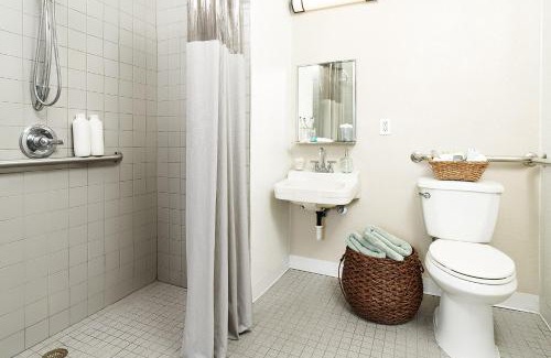 Conestee Hotel | InTown Suites Extended Stay Greenville SC -I-85 Mauldin