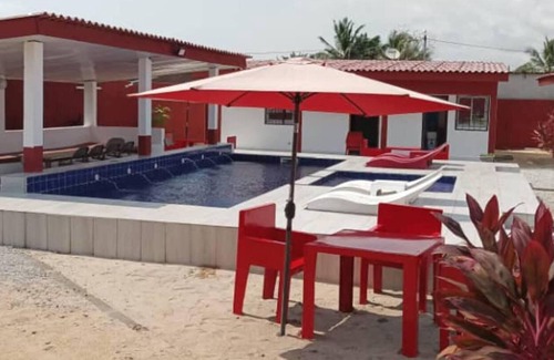Assinie Apartment | Inviting 6-bed With Swimming Pool in Assinie
