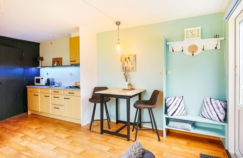 Baflo Apartment | Inviting Apartment in Baflo with Terrace