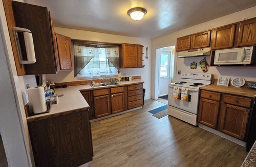 Santa Rita House | Inviting home, with large yard and free parking