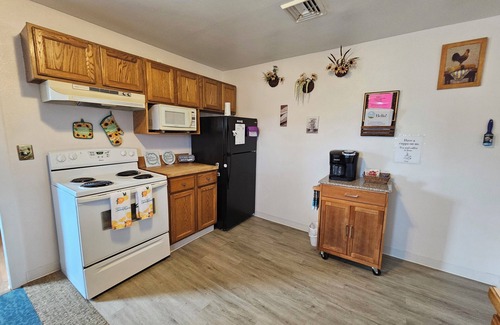 Santa Rita House | Inviting home, with large yard and free parking