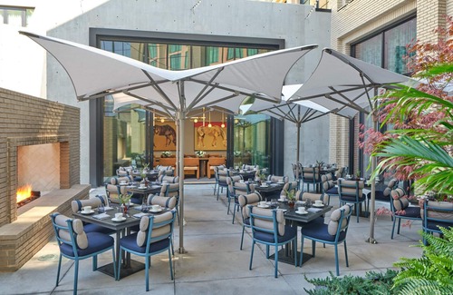 Fort Worth Cultural District Hotel | Inviting Room w/Prime Location for Museum Exploration