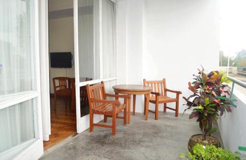 Mayangone Hotel | Inya Lake Hotel Yangon