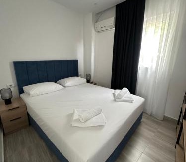 Sarande Hotel | IO's Apartments