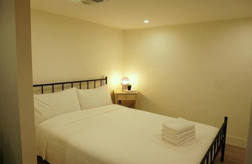 Ionview House | ION House - near shopping and Kennedy subway
