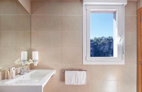 Arantzazu Hotel | Iraipe Santuario de Arantzazu Hotel