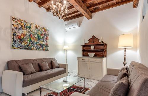 Sant' Ambrogio Apartment | Irene and Elena House - Florence