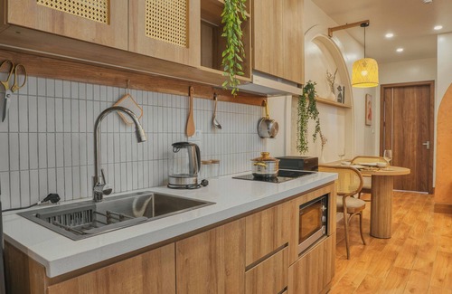 Yen Phu Apartment | iRest Orange Tay Ho Lakeside Apartment