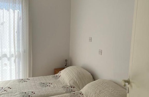 Universal Apartment | Iris cottage 2-bedroom townhouse