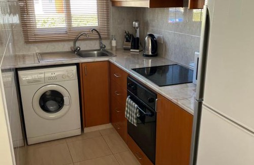 Universal Apartment | Iris cottage 2-bedroom townhouse