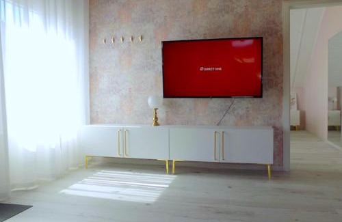 Szekesfehervar Apartment | Iris Home