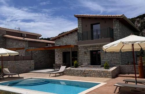 Frinion Villa | Iris Villas Complex