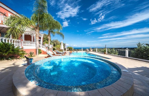 Polemarchi Villa | Iro Royal Villa