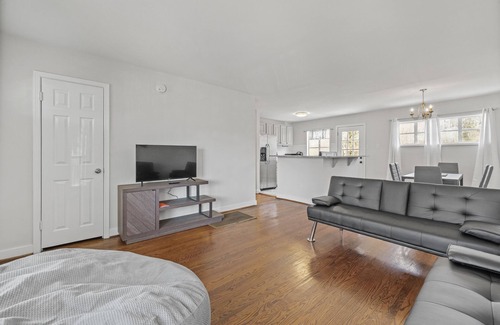 Norwood House | Iron City Charm