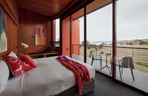 Sorell Hotel | Iron Creek Bay Estate