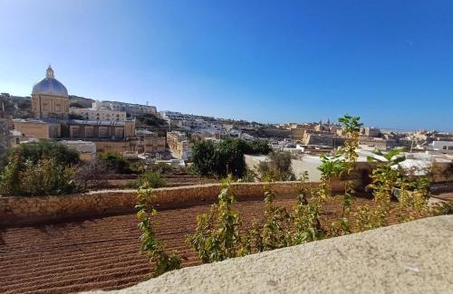 Kalkara Apartment | Is- Sienja