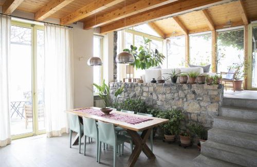 Riva di Solto Villa | IseoLakeRental - Villa Dossello