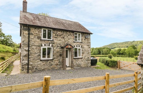 Caersws House | Isfryn
