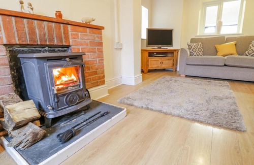 Caersws House | Isfryn