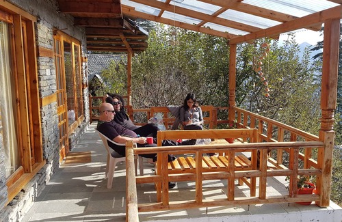 Banjar Cottage | Ishan log huts- Boutique home Stay since 1999 Bahu,Banjar,Kullu,india