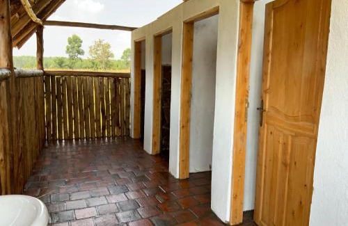 Ishasha Other | Ishasha Pride Lodge