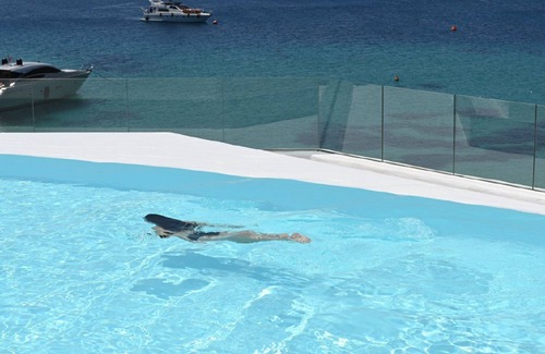 Platis Gialos Villa | ISholidays Mykonos Blu Island Villa Private Pool