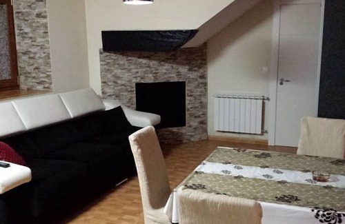 Isla Cottage | Isla Beach rural apartment for 4 people