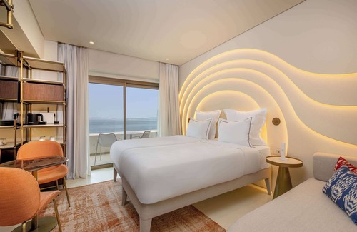 Agii Theodori Resort | Isla Brown Corinthia Resort & Spa, Curio Collection Hilton