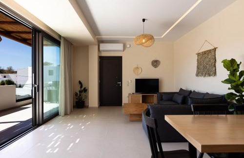 Adelianos Kampos Apartment | Isla Luxury Apartments - Private Hot tub - 100m from beach