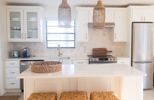 Fort Pierce Shores House | Island Beach Cottage: Your Zen Retreat by the Sea