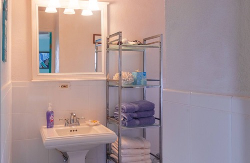 Stella Maris Cottage | Island Cottage near to spectacular Cape Santa Maria Beach!