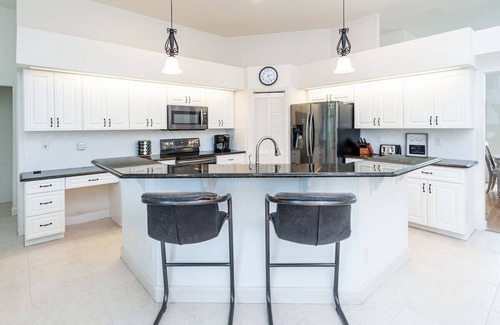 Beachview Country Club Estates House | Island Home w/Pool, covered deck outdoor dining,15min walk to beach, desk