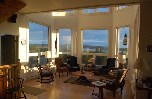 LaHave House | Island House Above Trees! 360° Oceanview, 4BR, Car-Accessible, Near Lunenburg