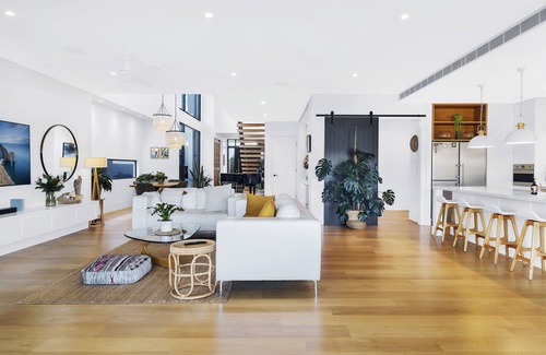 Gold Coast House | Island Lux - A Golfers Paradise