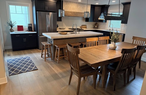 Browns Lake House | Island view cottage on crystal clear spring fed lake.