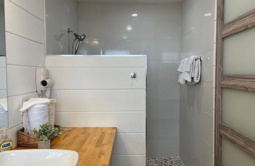 Estate Contant House | Island View Guesthouse