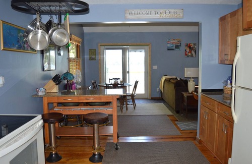 Southwick Apartment | ISLAND WATERFRONT Sleeps up to 8