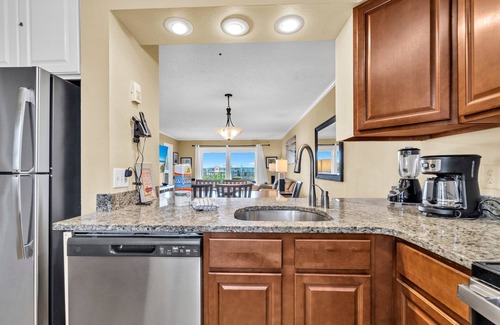 North West Florida Condo | Islander 318-Private Beach Access-Fab Amenities