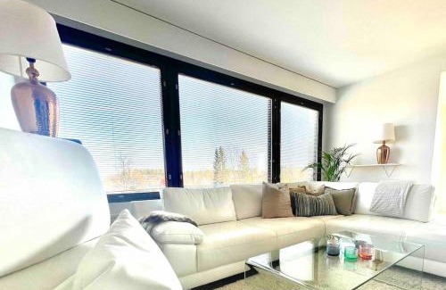 Forssa Apartment | Iso luksushuoneisto Forssan kattojen yllä