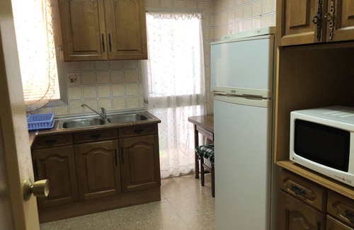 Argamasilla de Alba Condo | It is a floor of 80 m2. surface, on a second floor. Without elevator.