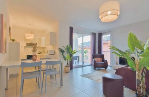 Maccagno Apartment | Golfo Gabella standard 2 bedroom apartment