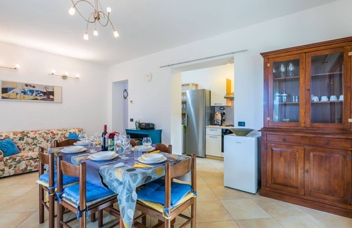 Rosignano Solvay Apartment | Beautiful apartment for 7 people with A/C, WIFI, TV, patio, pets allowed and parking