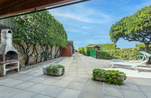 Rosignano Solvay Apartment | Beautiful apartment for 7 people with A/C, WIFI, TV, patio, pets allowed and parking