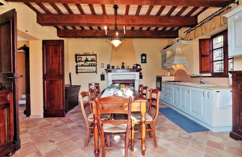 Serrapetrona House | It's pure magic! Dont' miss this unique chance.a beautiful view and an exclusive stay will take yo