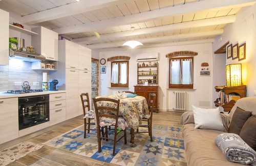 Sant'Ambrogio di Valpolicella Apartment | Dimora Montelago - Apartment Gino