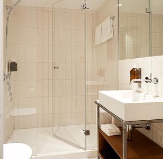 Huenibach Hotel | Italian Lifestyle Hotel & Osteria Chartreuse