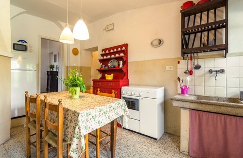 Bacchereto Other | Italian Stay: Bacchereto Wine Country