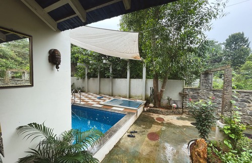 Auroville Villa | Italian vibe luxury villa with pool and garden